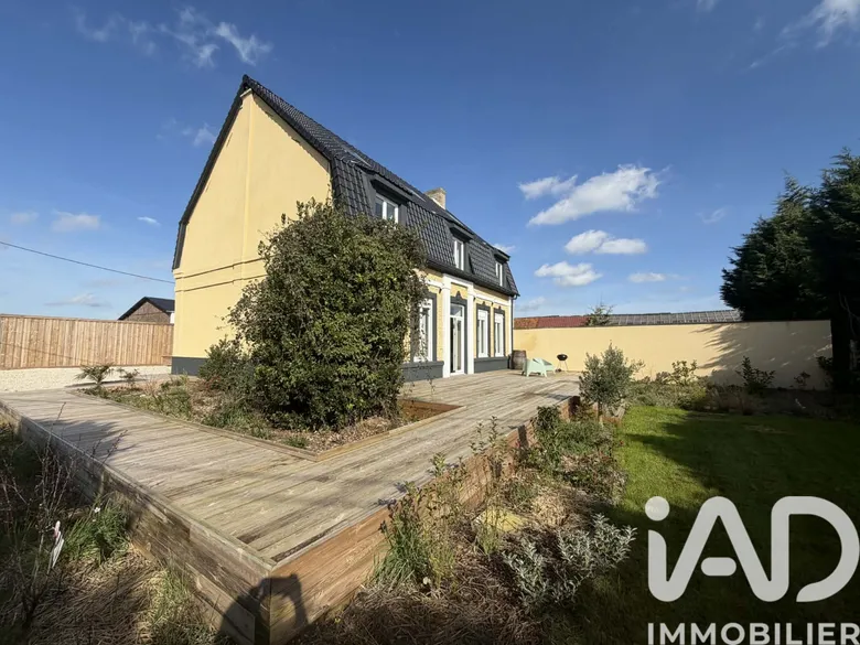 Maison 4 pièces 180 m² · à Ruminghem · 180 m² · 327 000 €