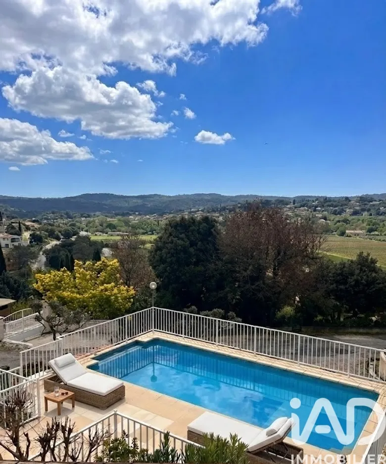 Maison 7 pièces 162 m² · à Carcès · 162 m² · 447 000 €