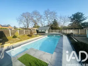 Maison à Le Haillan (33185)