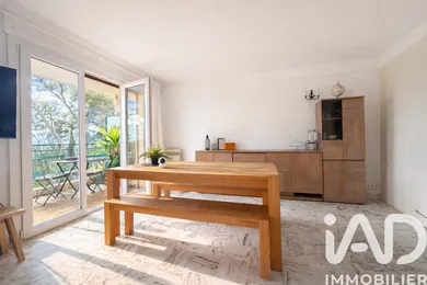 Apartment in Sanary-sur-Mer (83110)