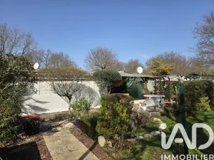 Leisure land in Saint-Pierre-d'Oléron (17310)