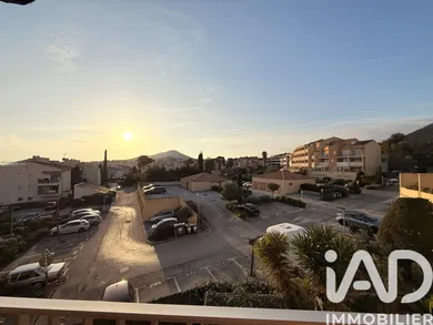 Apartment in Carqueiranne (83320)