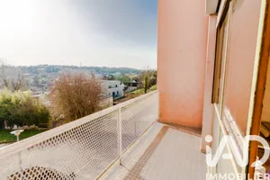 Apartment in Melun (77000)