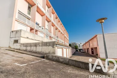Apartment in Melun (77000)