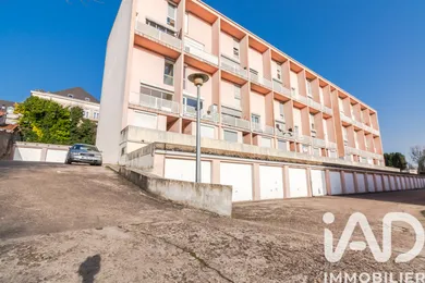 Apartment in Melun (77000)