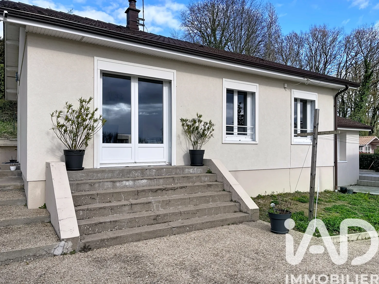 maison à Nevoy