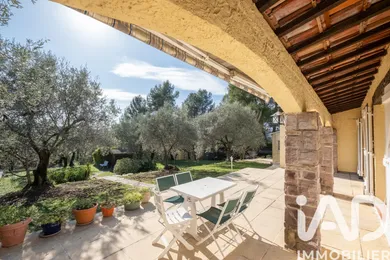 Maison à Tourrettes (83440)