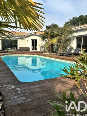 Maison à Le Taillan-Médoc (33320)