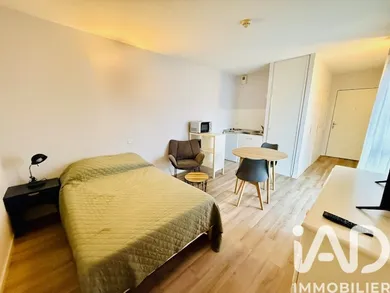 Apartment in Parempuyre (33290)