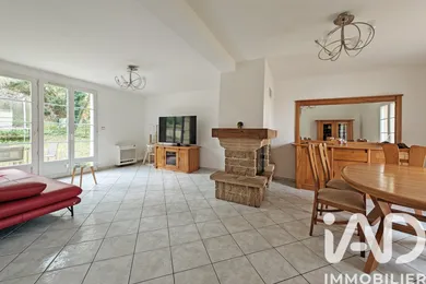 Traditional house in Le Coudray-Montceaux (91830)