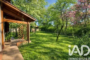 Traditional house in Saint-Sauveur (31790)