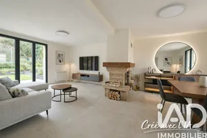 Maison traditionnelle à Le Coudray-Montceaux (91830)