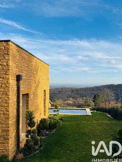 Maison d'architecte à Poleymieux-au-Mont-d'Or (69250)
