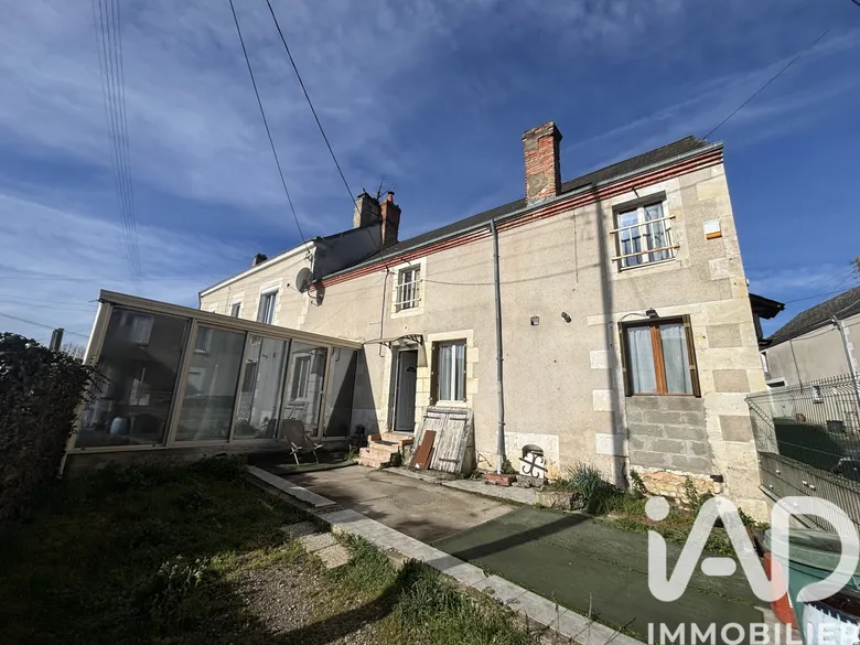 Maison 6 pièces 158 m² · à Issoudun · 158 m² · 120 000 €
