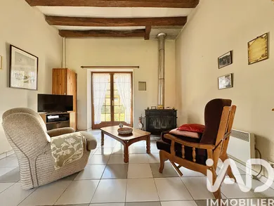 Village house in Mézilles (89130)