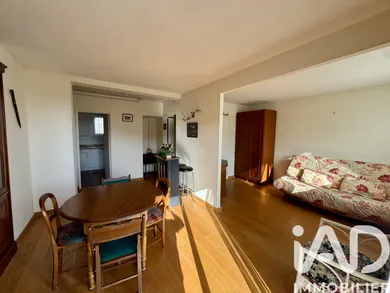 Apartment in Palaiseau (91120)