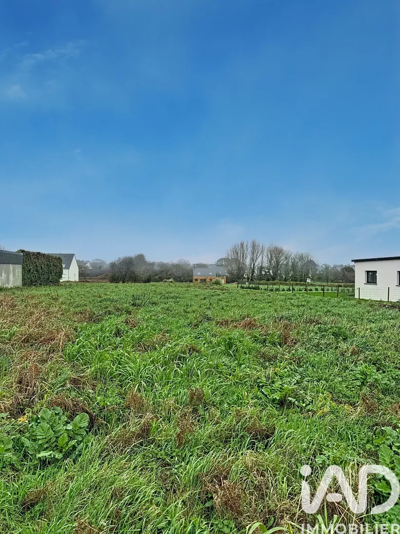 Terrain à Plomeur (29120) · 155 000 €