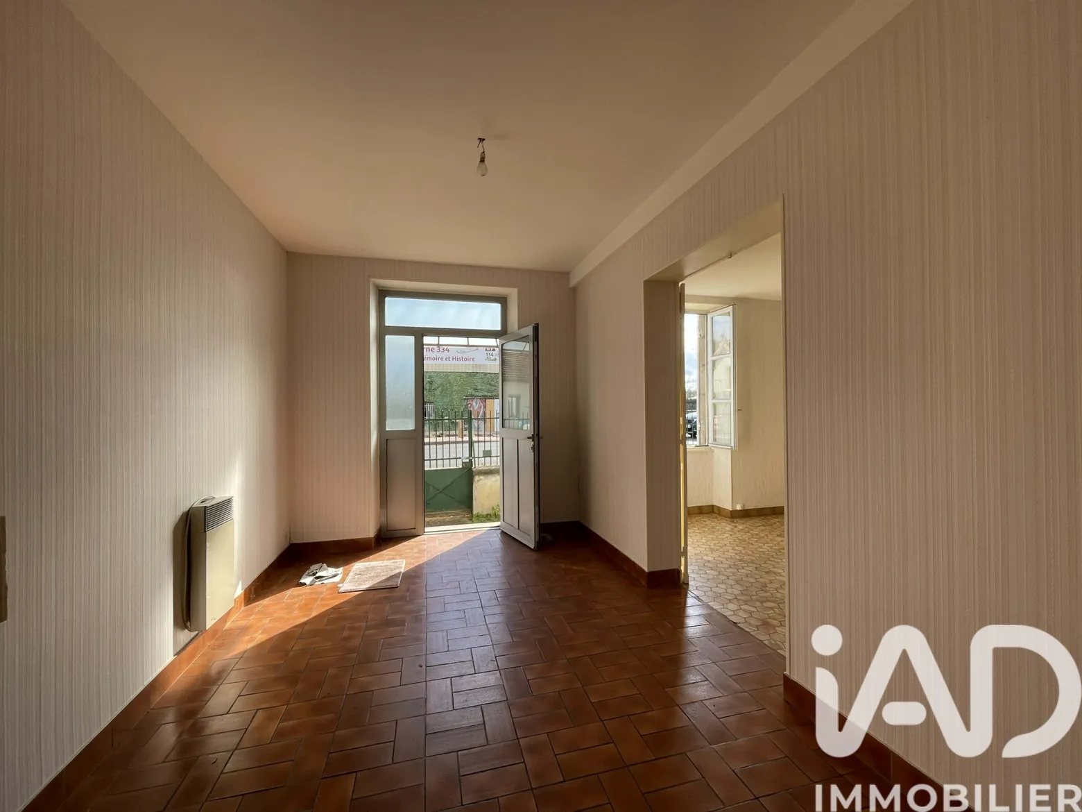 Vente maison à Lapalisse (03120) : maison 10 pièces 182 m² — 3