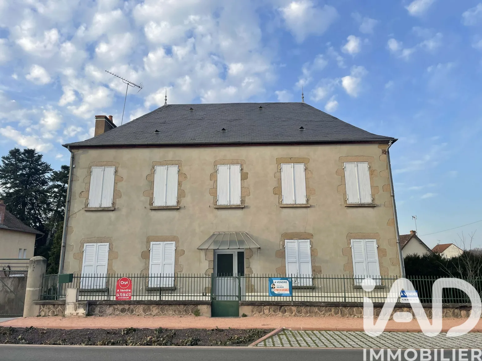 Vente maison à Lapalisse (03120) : maison 10 pièces 182 m² — 6