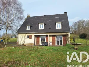 Maison à Besse (15140)