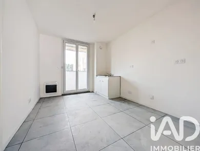 Apartment in Toulon (83200)