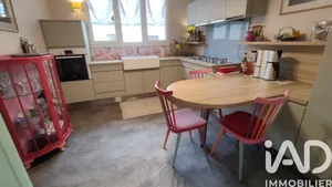 Apartment in Reims (51100)