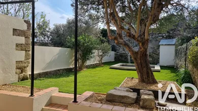 House in Villeneuve-lès-Avignon (30400)