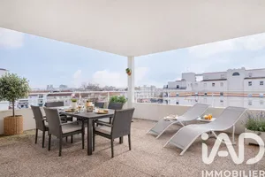 Apartment in Villeurbanne (69100)