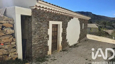 Maison d'architecte à Plan-d'Aups-Sainte-Baume (83640)
