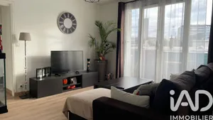 Apartment in Épinay-sur-Seine (93800)