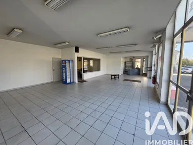 Garage in Cronat (71140)