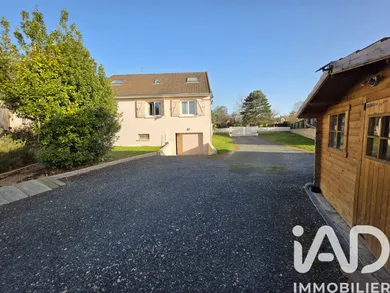 House in Cronat (71140)