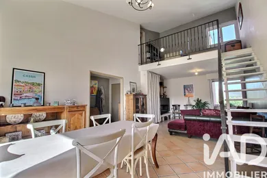 Apartment in Le Beausset (83330)