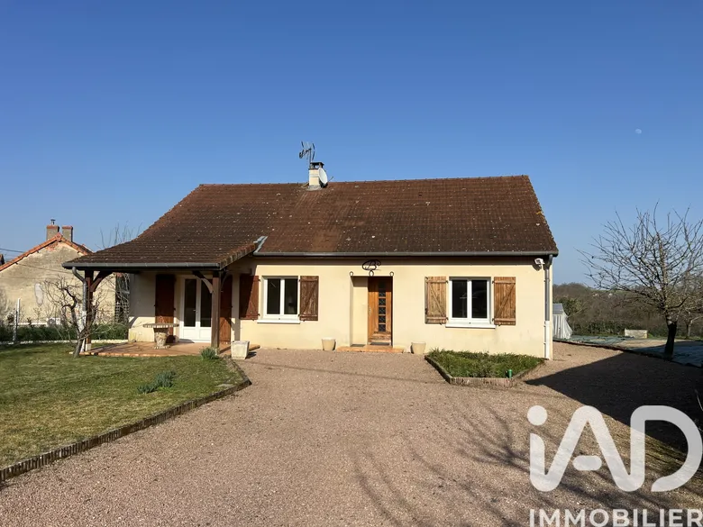 Maison 4 pièces 114 m² · à Saint-Léger-sur-Vouzance · 114 m² · 130 000 €