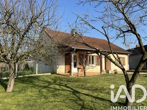 Village house in Saint-Léger-sur-Vouzance (03130)