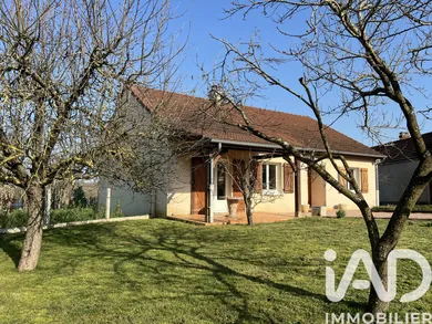 Maison de village à Saint-Léger-sur-Vouzance (03130)
