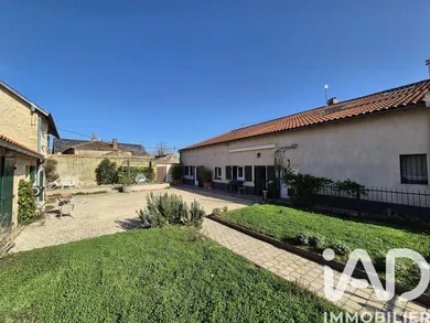 Park home in Thénezay (79390)