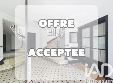 Apartment in Paris (75018)