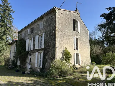 Mansion in Échiré (79410)