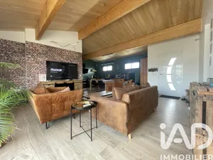 Traditional house in Médis (17600)