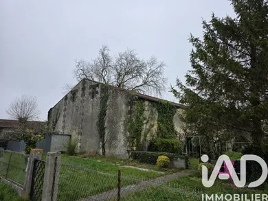 Immeuble à Pauillac (33250)