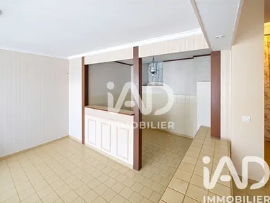 Maison de village à Montfort-le-Gesnois (72450)