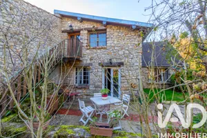 Maison à Bourron-Marlotte (77780)