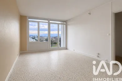Apartment in Cenon (33150)