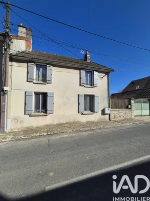 Maison de village à Montreuil-aux-Lions (02310)
