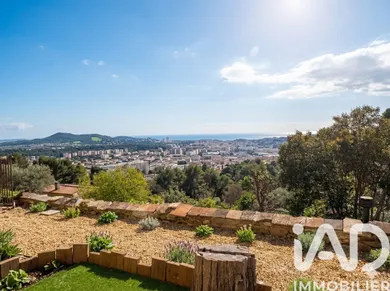 Appartement à Toulon (83200)