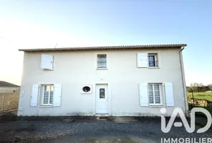 Maison à Celles-sur-Belle (79370)