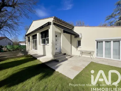 Townhouse in Montauroux (83440)