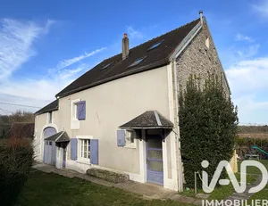 Maison de village à Sougères-en-Puisaye (89520)