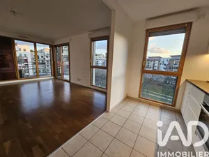 Apartment in Asnières-sur-Seine (92600)